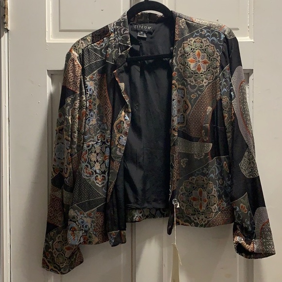 Jacket - Picture 1 of 2
